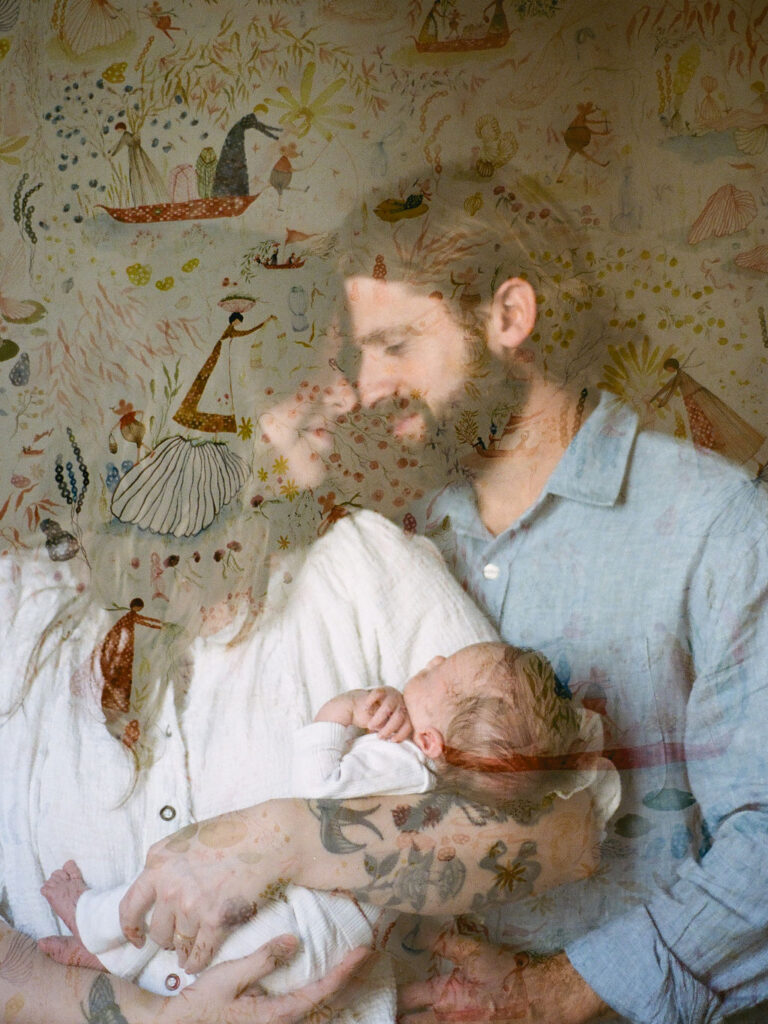 newborn photos at home